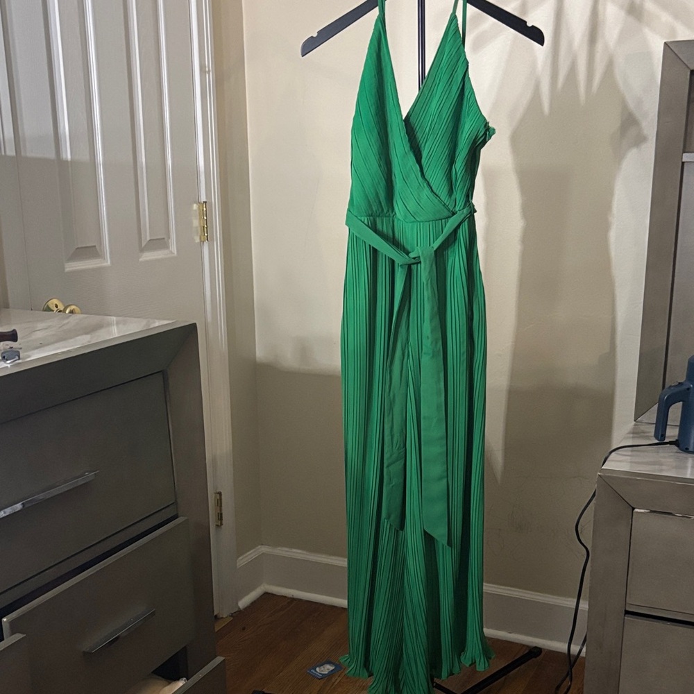 Elegant Green Maxi Dress
